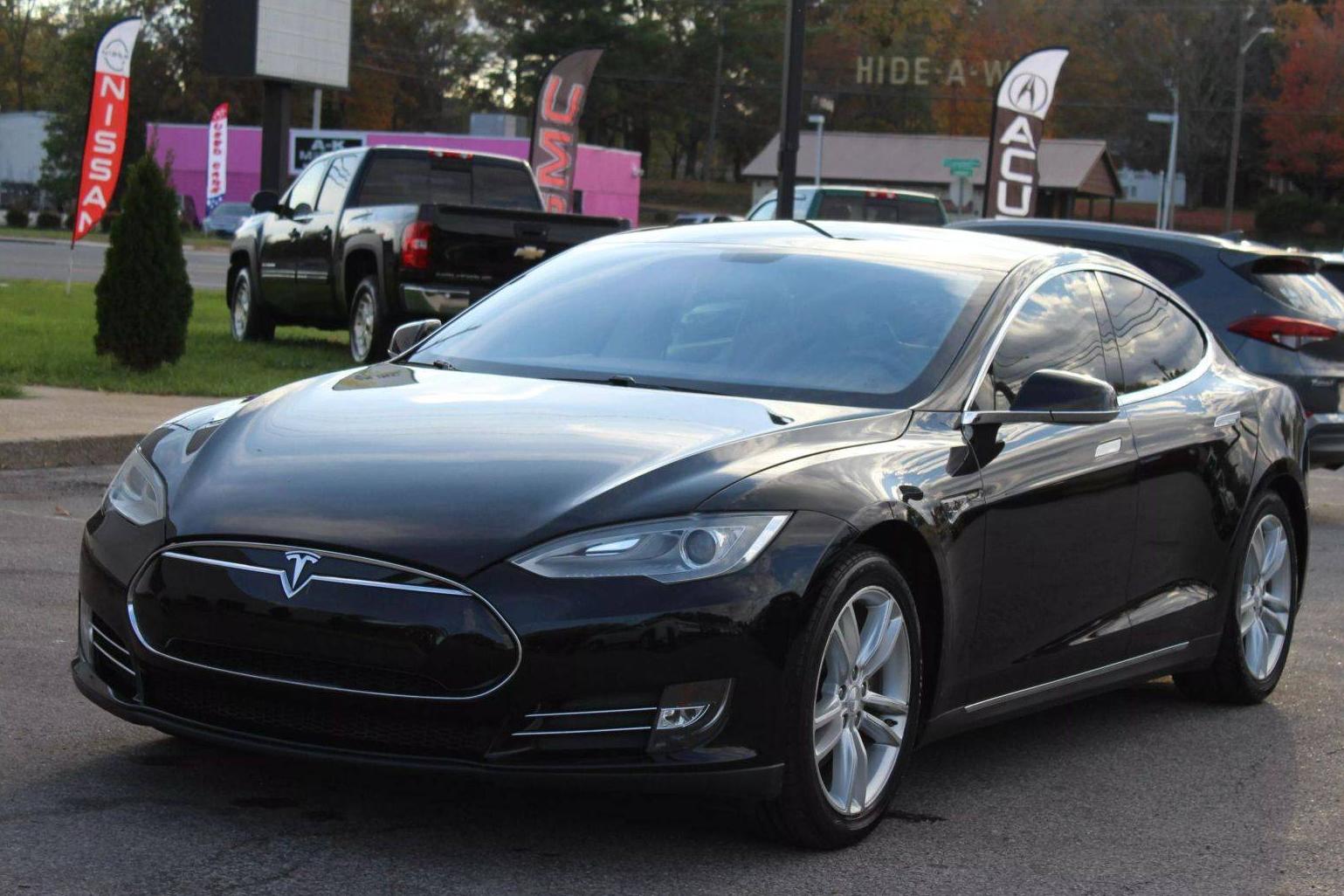 TESLA MODEL S 2013 5YJSA1AC3DFP10229 image